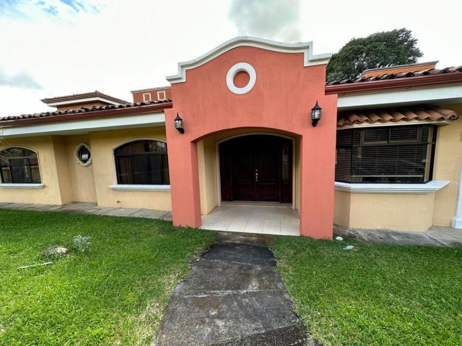 Foto Casa en Venta en San Isidro, Heredia - U$D 375.000 - CAV88204 - BienesOnLine