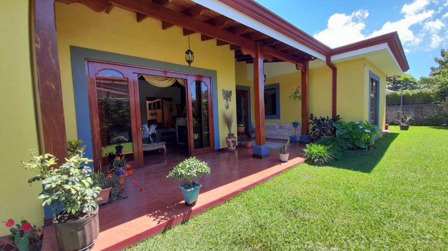 Foto Casa en Venta en San Isidro, San Jos - U$D 460.000 - CAV53622 - BienesOnLine