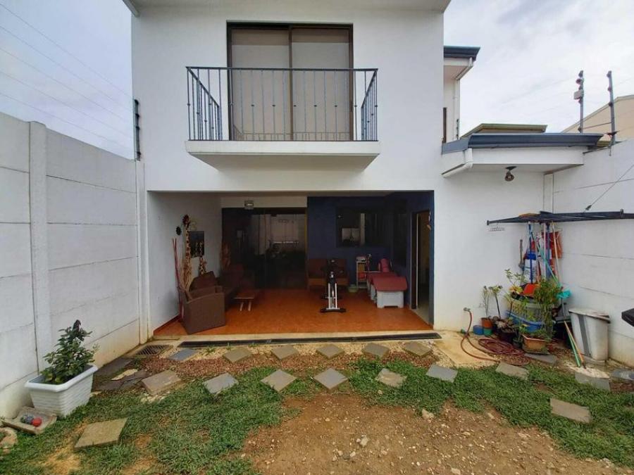Home in Metric Way