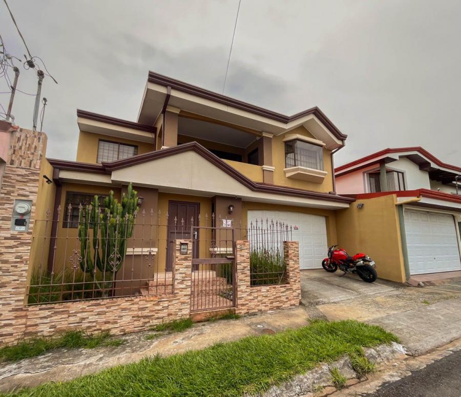 Foto Casa en Venta en San Rafael, Heredia - U$D 200.000 - CAV79211 - BienesOnLine