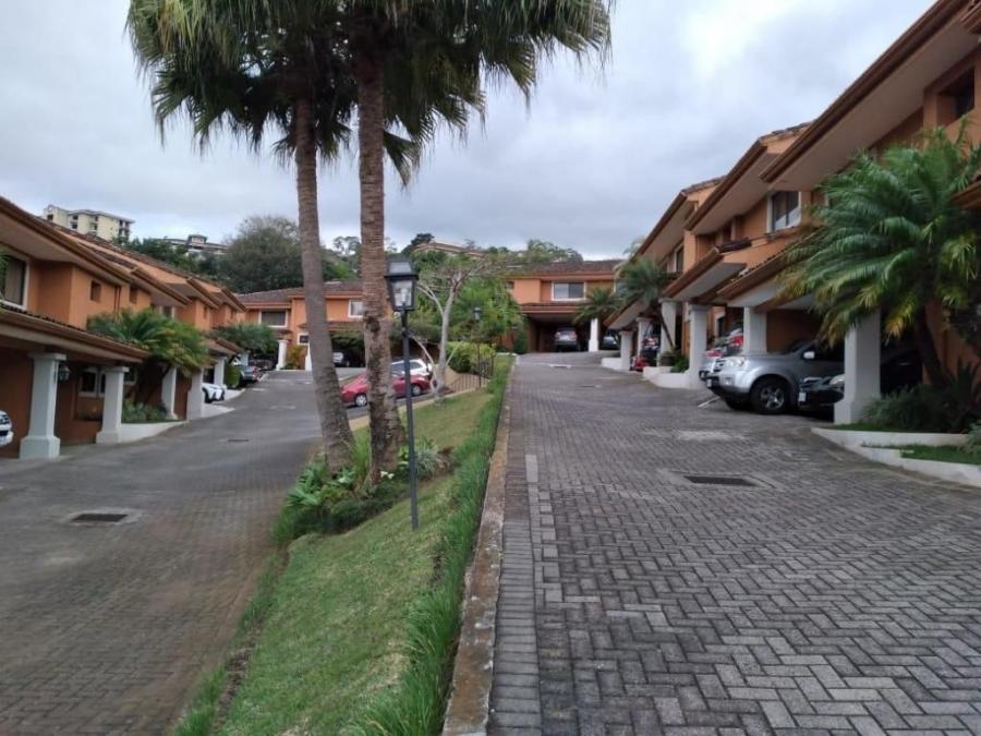 Foto Casa en Venta en San Rafael, Escaz, San Jos - U$D 270.000 - CAV36701 - BienesOnLine