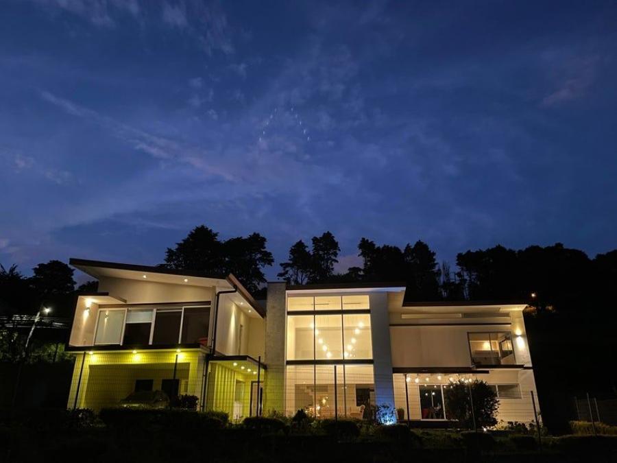 Home in Metric Way