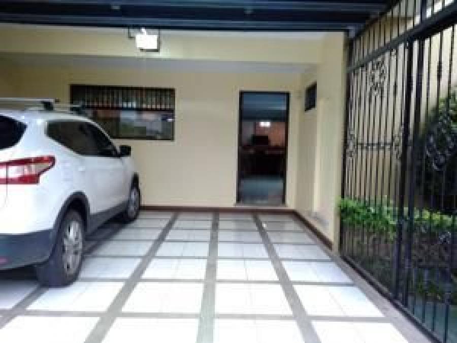 Foto Casa en Venta en Oreamuno, Cartago - U$D 153.500 - CAV36319 - BienesOnLine