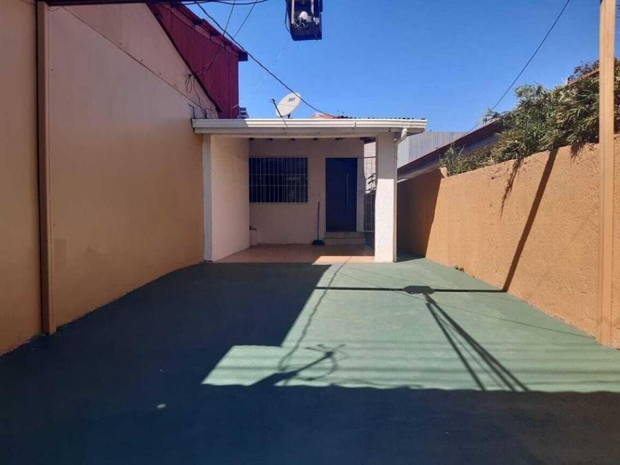 Home in Metric Way