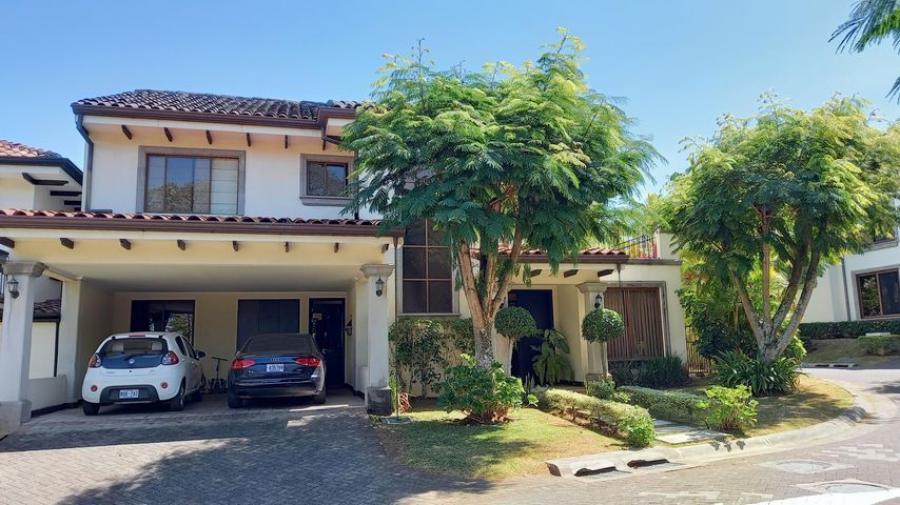 Foto Casa en Venta en Santa Ana, San Jos - U$D 475.000 - CAV79000 - BienesOnLine