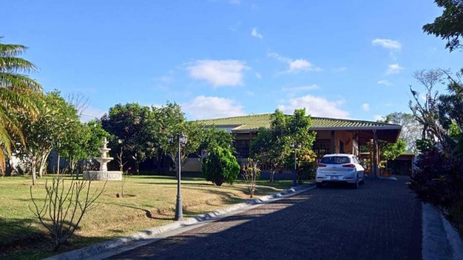 Home in Metric Way