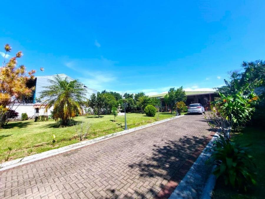 Home in Metric Way