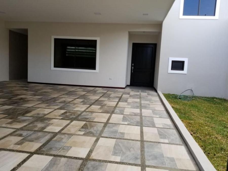 Foto Casa en Venta en Santo Domingo, Heredia - U$D 260.000 - CAV29518 - BienesOnLine
