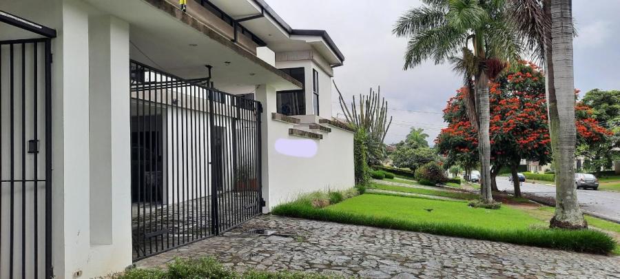 Foto Casa en Venta en Escaz, San Jos - U$D 245.000 - CAV62338 - BienesOnLine
