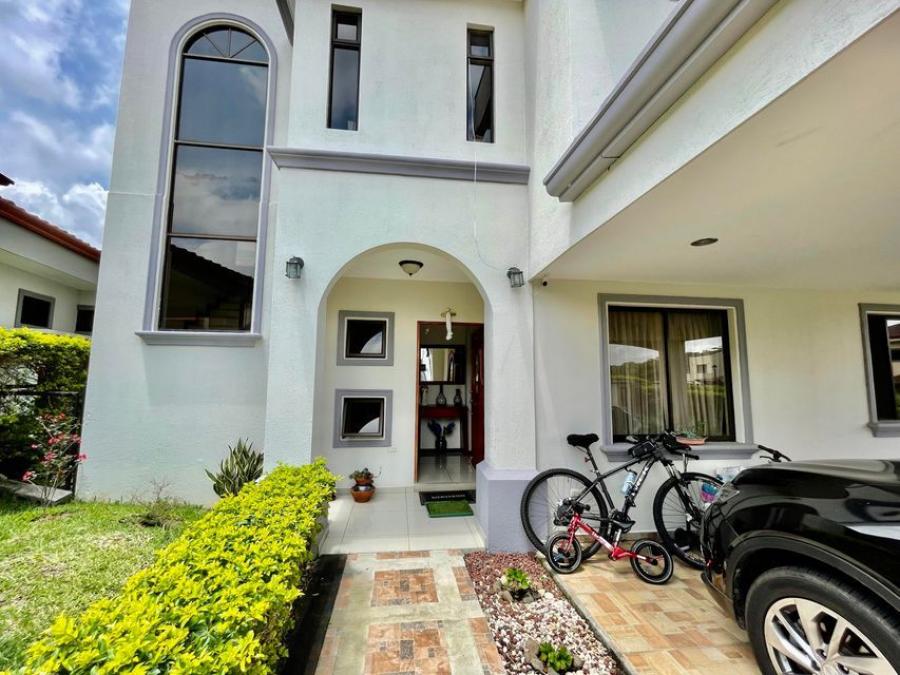 Foto Casa en Venta en Heredia, Heredia - U$D 266.000 - CAV52050 - BienesOnLine