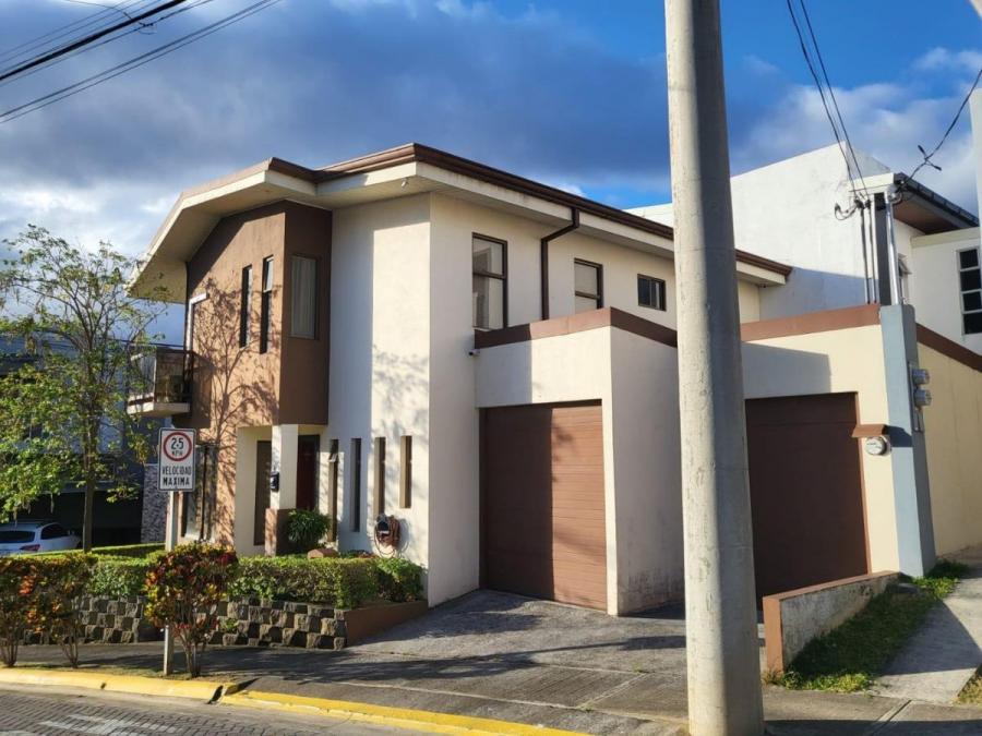 Foto Casa en Venta en Ulloa, Heredia - ¢ 120.000.000 - CAV70366 - BienesOnLine