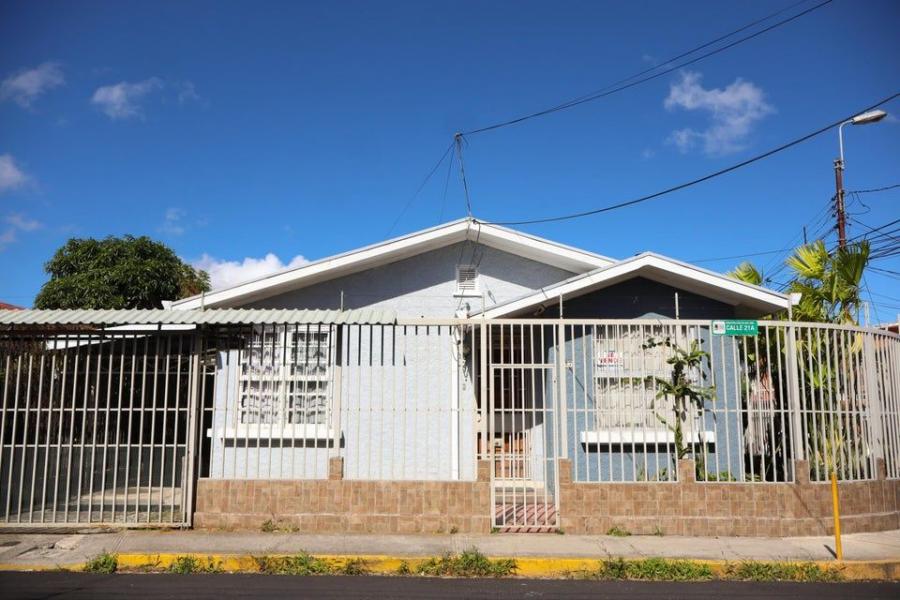 Foto Casa en Venta en Zapote, San Jos - U$D 240.000 - CAV93412 - BienesOnLine