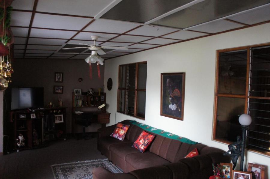 Home in Metric Way