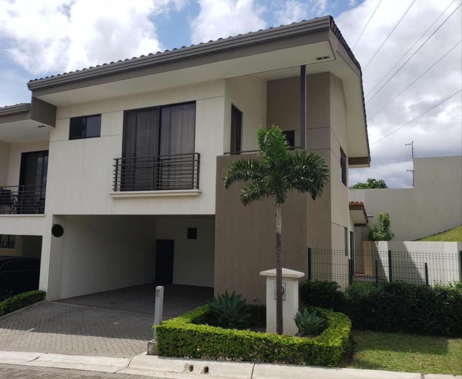 Foto Casa en Venta en Escaz, San Jos - U$D 290.000 - CAV36868 - BienesOnLine