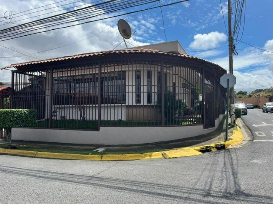 Foto Casa en Venta en Residencial Onix, Lagunilla, Ulloa, Heredia - U$D 154.000 - CAV71721 - BienesOnLine