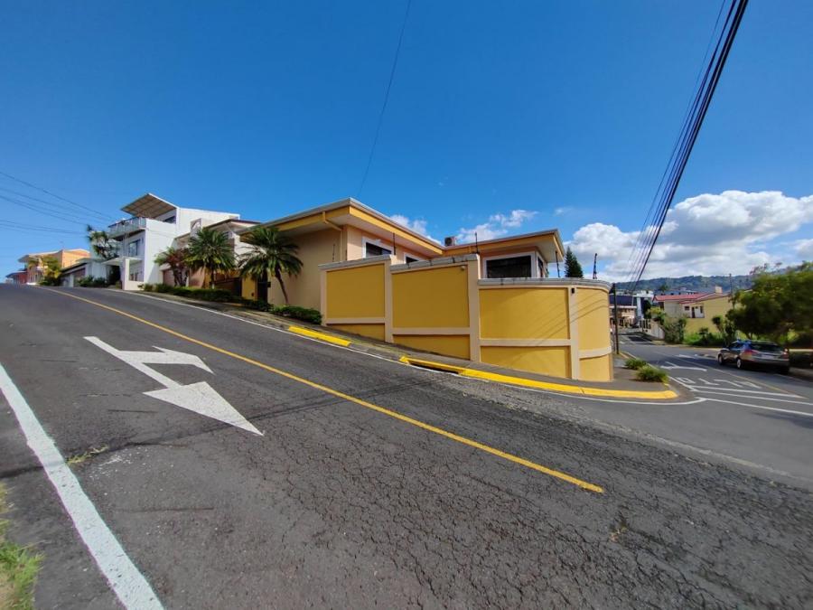 Foto Casa en Venta en Sanchez, Curridabat, San Jos - U$D 385.000 - CAV91549 - BienesOnLine