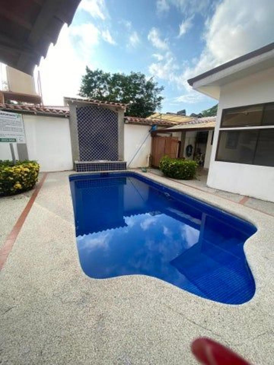 Foto Casa en Venta en Garabito Tarcoles, Garabito, Puntarenas - U$D 240.000 - CAV84573 - BienesOnLine