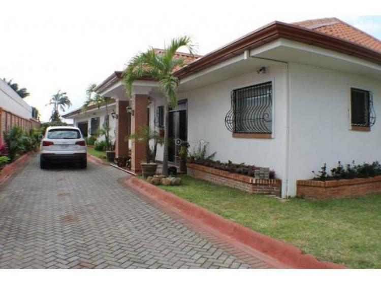 Foto Casa en Venta en Beln, Heredia - U$D 445.000 - CAV12434 - BienesOnLine