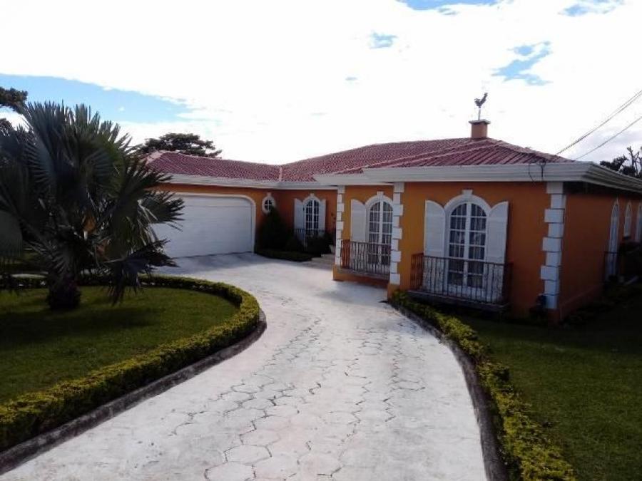 Foto Casa en Venta en SanRafaelEscazu, Escaz, San Jos - ¢ 540.000.000 - CAV37358 - BienesOnLine