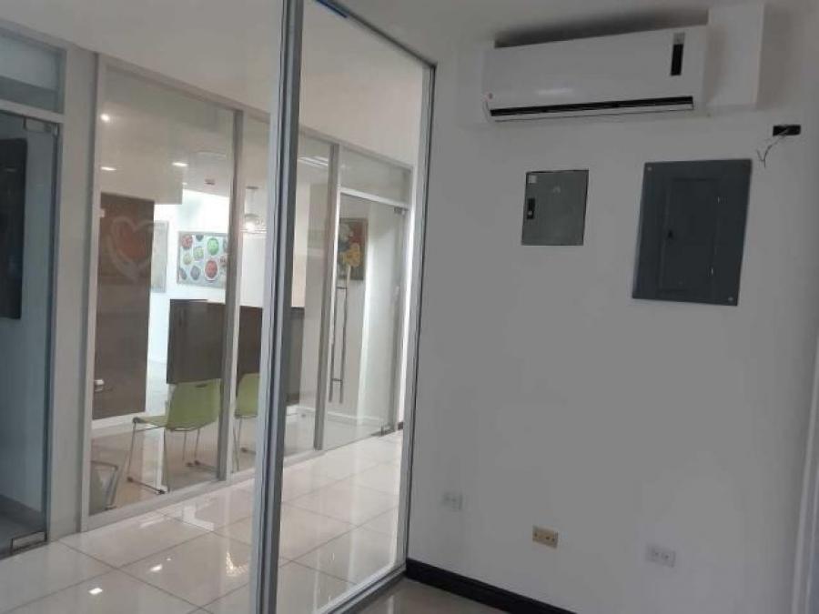 Foto Local en Alquiler en SanRafaelEscazu, Escaz, San Jos - ¢ 485.000 - LOA30930 - BienesOnLine