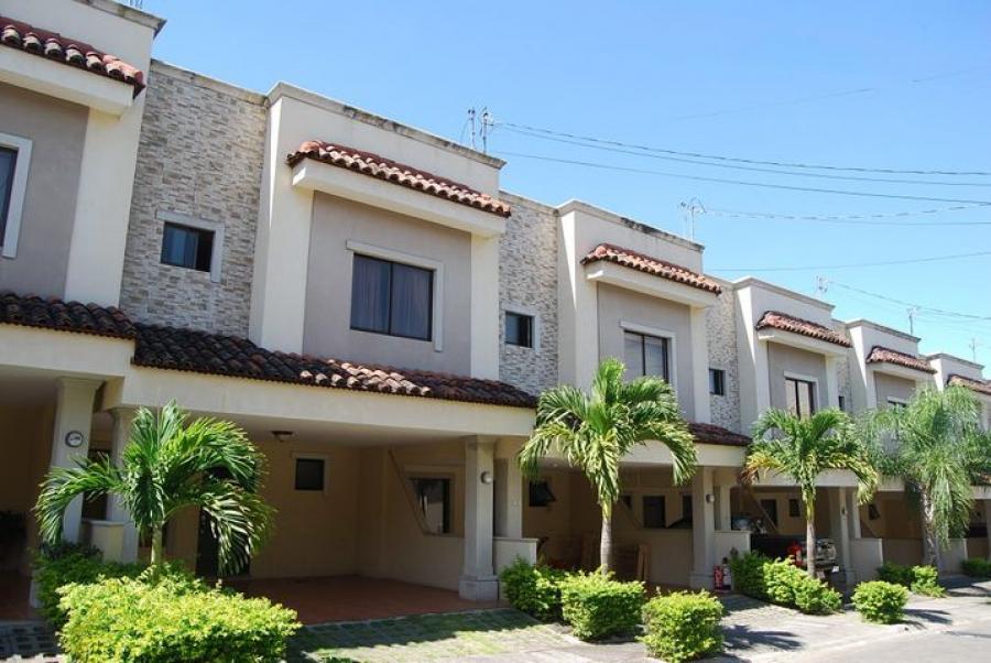 Foto Casa en Venta en SantaAna, Santa Ana, San Jos - ¢ 130.000.000 - CAV37740 - BienesOnLine