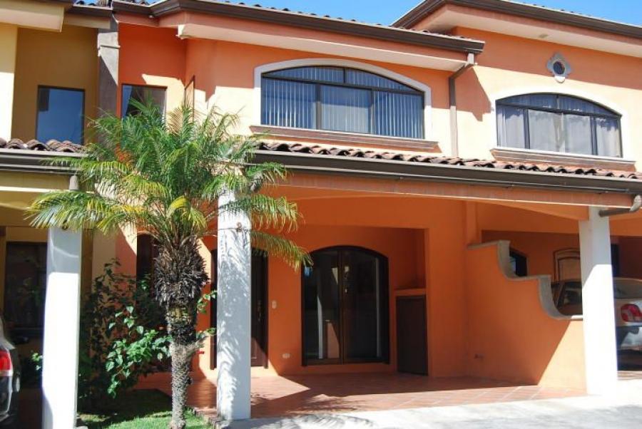 Foto Casa en Alquiler en SantaAnaPozos, Santa Ana, San Jos - U$D 1.100 - CAA24593 - BienesOnLine