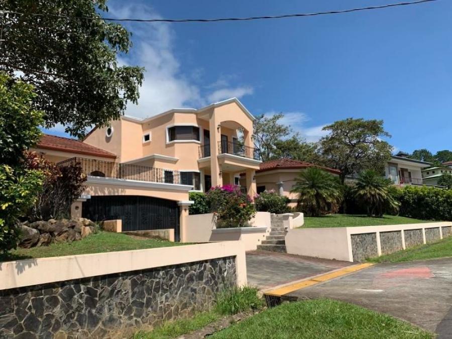 Foto Casa en Venta en Hacienda Los Reyes, La Guacima, Alajuela, Alajuela - U$D 475.000 - CAV25931 - BienesOnLine