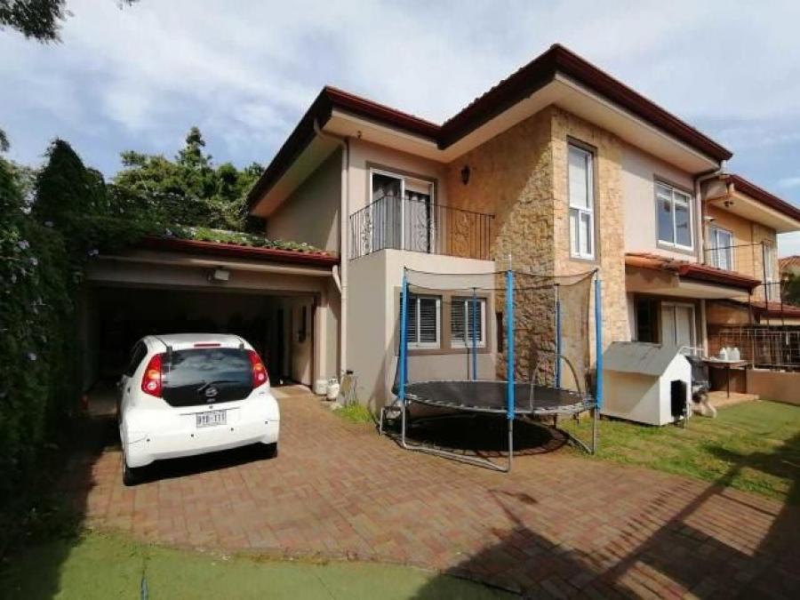 Foto Casa en Venta en Rio Oro, Santa Ana, San Jos - U$D 189.500 - CAV27720 - BienesOnLine