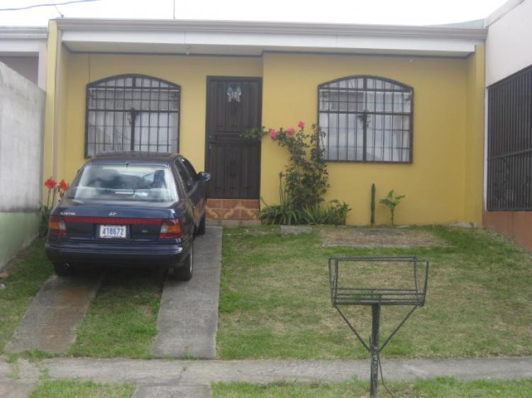 Foto Casa en Venta en Residencial Jardines de Agua Caliente, El Tejar, Cartago - ¢ 40.000.000 - CAV5151 - BienesOnLine