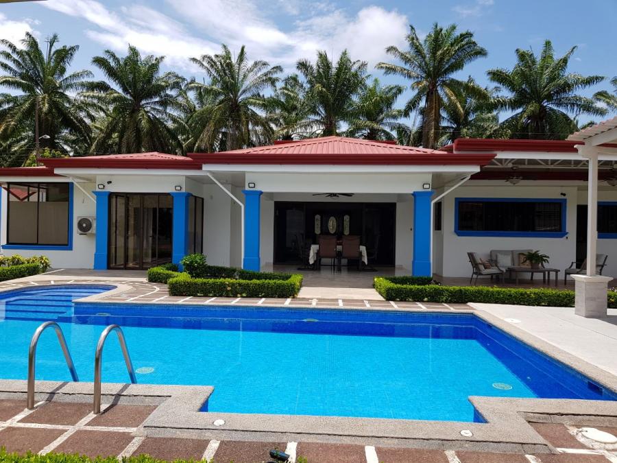 Foto Casa en Venta en La Palma, Garabito, Puntarenas - U$D 360.000 - CAV80571 - BienesOnLine