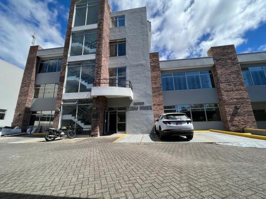 Foto Edificio en Venta en Moravia, San Jos - U$D 3.500.000 - EDV70674 - BienesOnLine