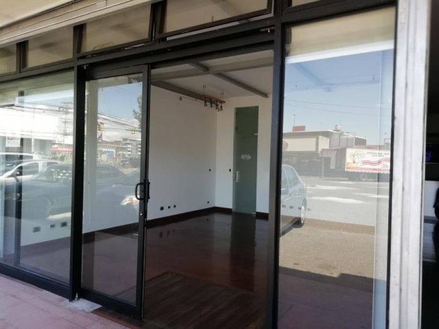 Foto Local en Alquiler en San Rafael, San Jos - U$D 800 - LOA85399 - BienesOnLine