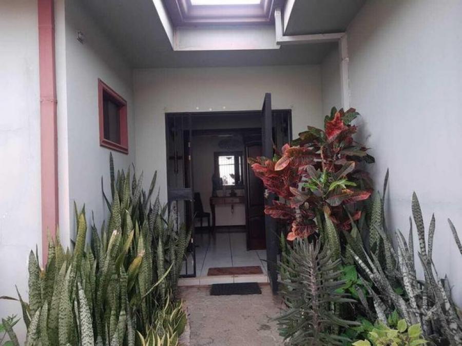 Home in Metric Way