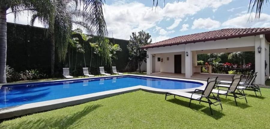 Foto Casa en Venta en Lindora, Santa Ana, San Jos - U$D 620.000 - CAV22653 - BienesOnLine