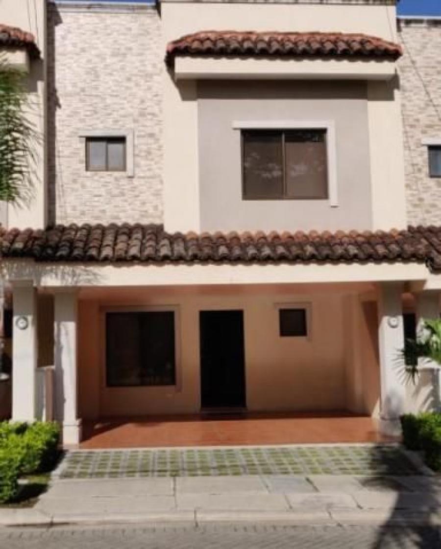 Foto Casa en Venta en SantaAna, Santa Ana, San Jos - U$D 185.000 - CAV26355 - BienesOnLine