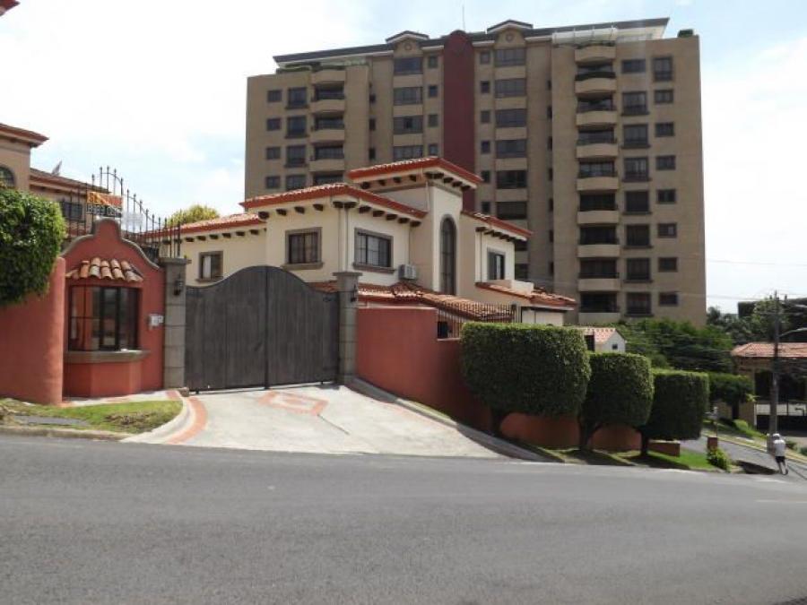 Foto Casa en Venta en Escazu Centro, Escaz, San Jos - U$D 450.000 - CAV26164 - BienesOnLine