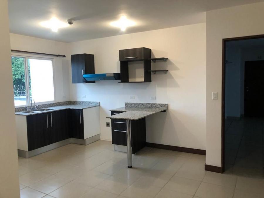 Foto Apartamento en Alquiler en Llorente, San Jos - U$D 670 - APA30690 - BienesOnLine