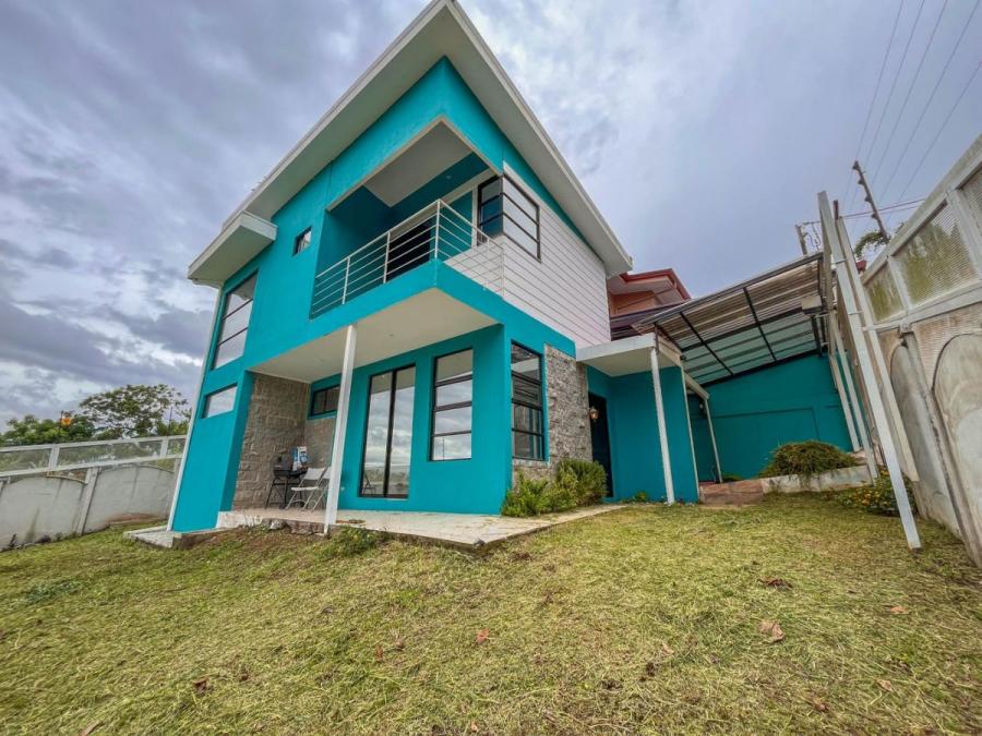 Foto Casa en Venta en Santo Domingo, Heredia - U$D 236.000 - CAV80374 - BienesOnLine