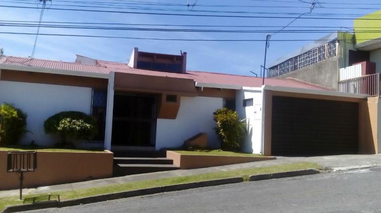 Foto Casa en Venta en Sabanilla, Montes de Oca, San Jos - U$D 218.000 - CAV7282 - BienesOnLine