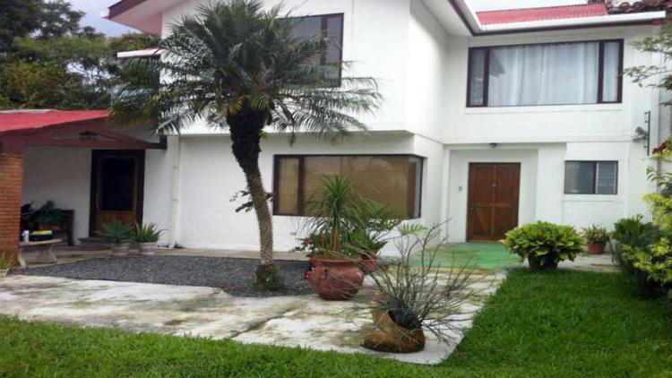 Foto Casa en Venta en Escaz, San Jos - U$D 325.000 - CAV8315 - BienesOnLine