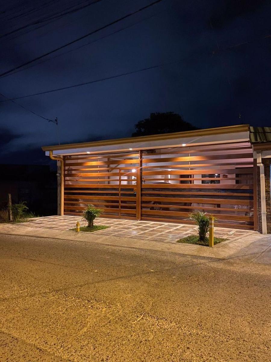 Home in Metric Way