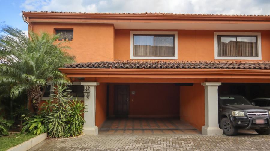 Foto Casa en Venta en San Rafael, Escazú, San José - U$D 300.000 - CAV91580 - BienesOnLine