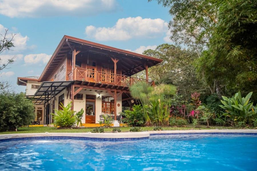 Foto Casa en Venta en Turrcares, Alajuela - U$D 1.295.000 - CAV95246 - BienesOnLine