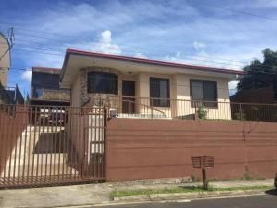 Foto Casa en Venta en Alajuela, Alajuela - U$D 230.000 - CAV27600 - BienesOnLine
