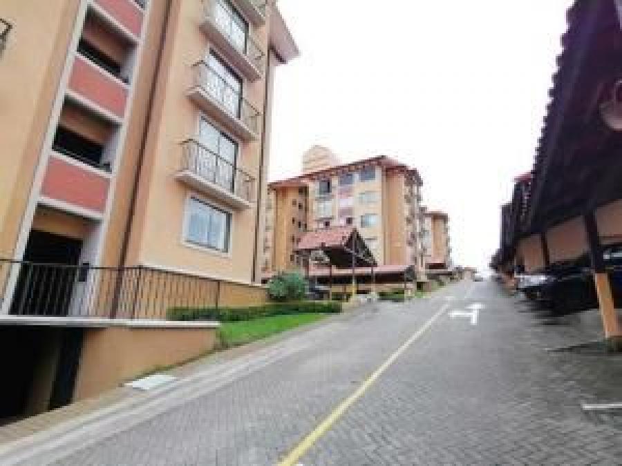 Foto Apartamento en Alquiler en Uruca, San Jos - U$D 750 - APA26711 - BienesOnLine