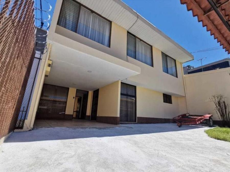 Foto Casa en Venta en Sabana, San Jos, San Jos - U$D 420.000 - CAV43621 - BienesOnLine