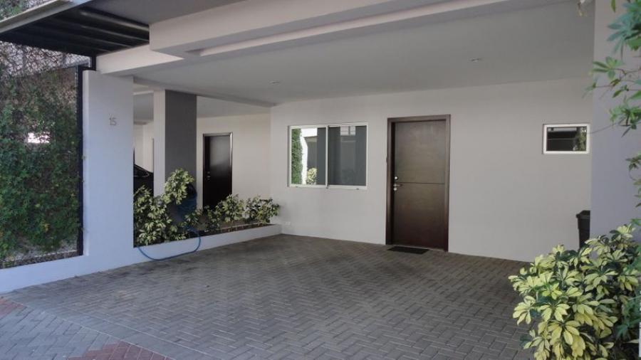 Foto Casa en Venta en Santa Ana, San Jos - U$D 199.000 - CAV43687 - BienesOnLine