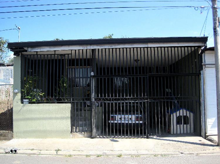 Foto Casa en Venta en Casa en Alajuela, Ciruelas Urb La Pradera, Gucima, Alajuela - ¢ 20.000.000 - CAV657 - BienesOnLine