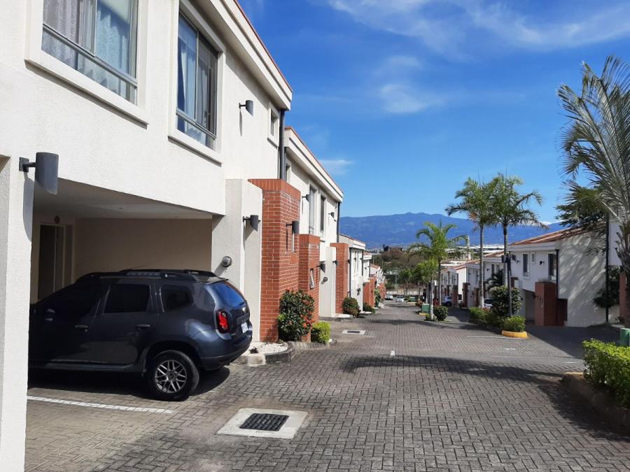 Foto Casa en Venta en Escaz, San Jos - U$D 175.000 - CAV29090 - BienesOnLine