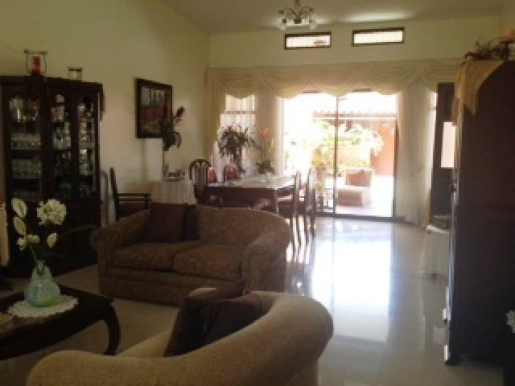 Foto Casa en Venta en La Unin, Cartago - U$D 350.000 - CAV3570 - BienesOnLine